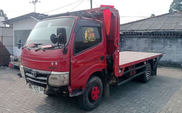TOYOTA DYNA 110 ET