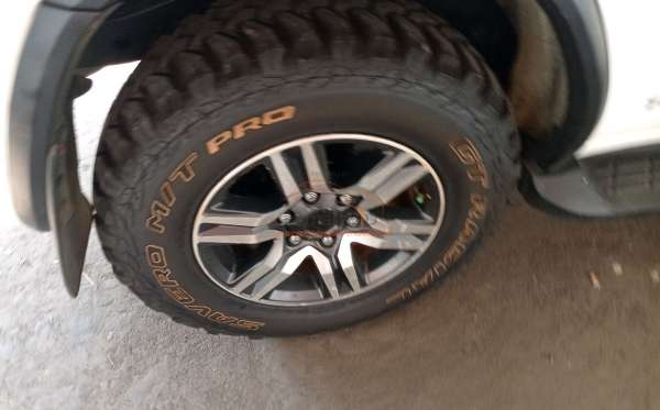 TOYOTA FORTUNER G 2.4