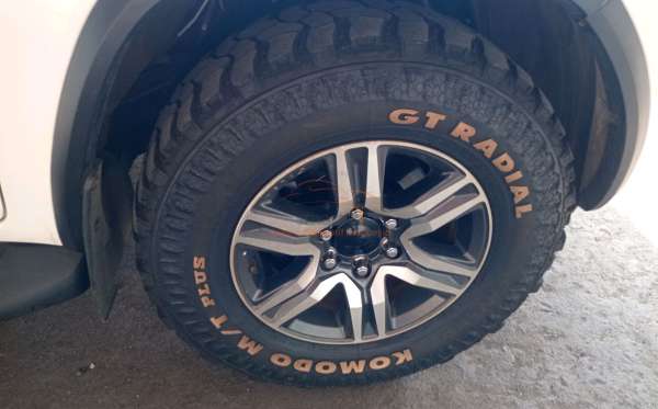 TOYOTA FORTUNER G 2.4