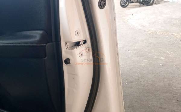 TOYOTA FORTUNER G 2.4