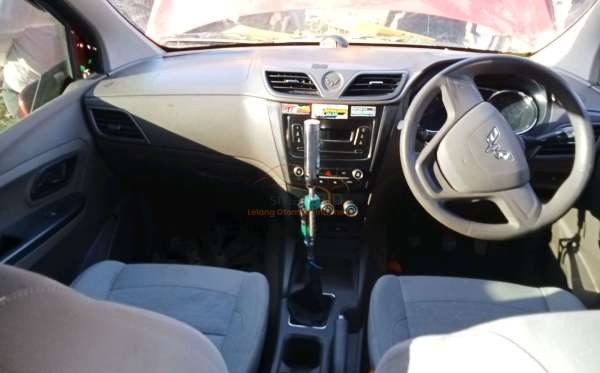 WULING CONFERO 1.5