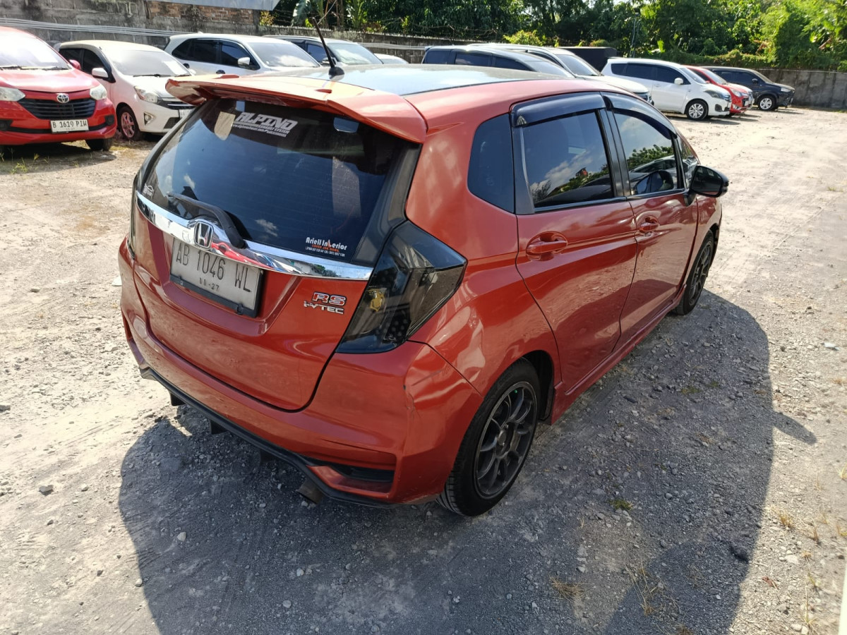 HONDA  JAZZ  GK5 1.5 RS