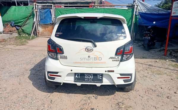 DAIHATSU AYLA 1.2R