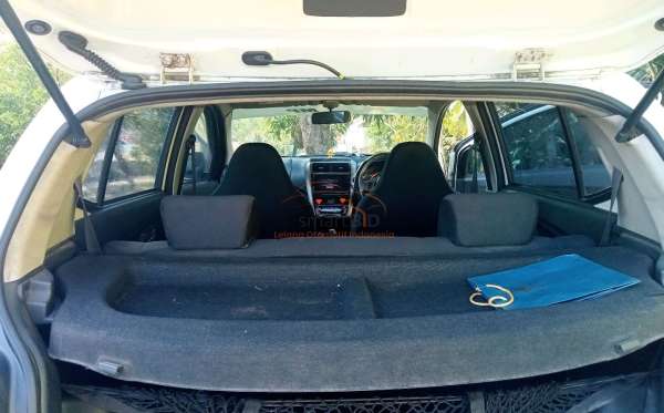 DAIHATSU AYLA 1.2R