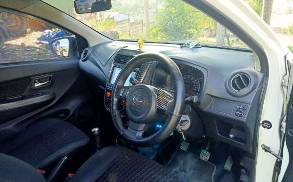 DAIHATSU AYLA 1.2R
