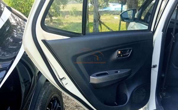 DAIHATSU AYLA 1.2R