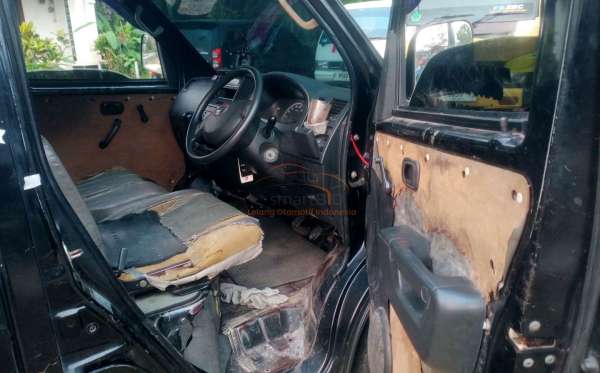 DAIHATSU GRAN MAX PU AC PS 1.5