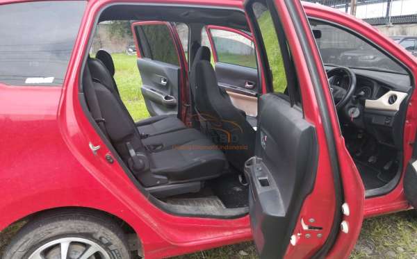 DAIHATSU SIGRA