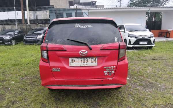 DAIHATSU SIGRA