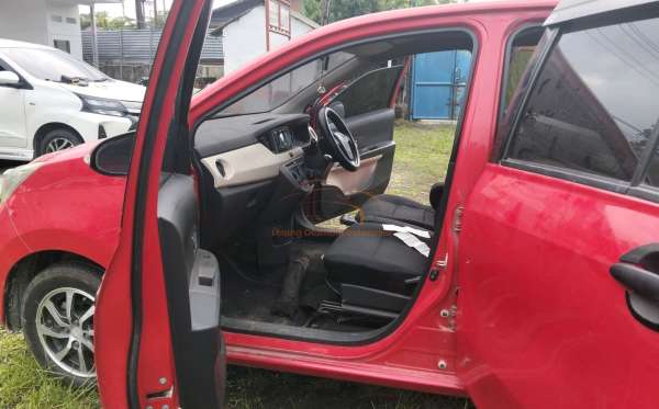 DAIHATSU SIGRA