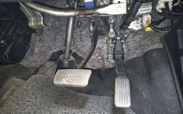 HONDA BRV 1.5E