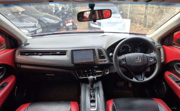 HONDA HRV 1.5 E CVT