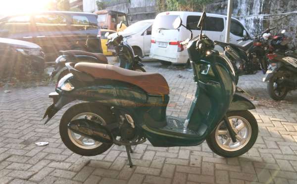 HONDA SCOOPY