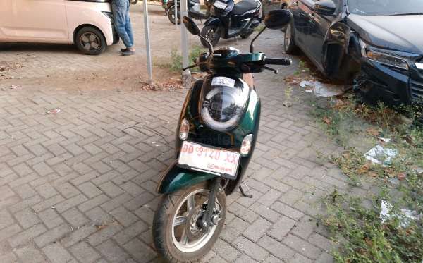 HONDA  SCOOPY