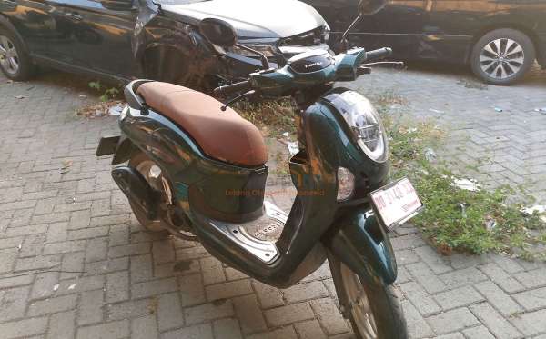 HONDA  SCOOPY