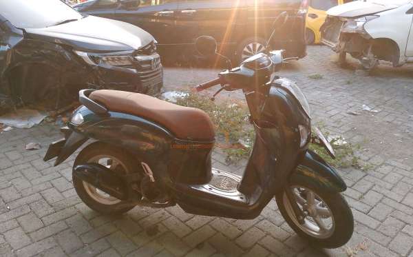 HONDA  SCOOPY