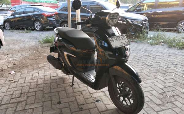 HONDA  STYLO
