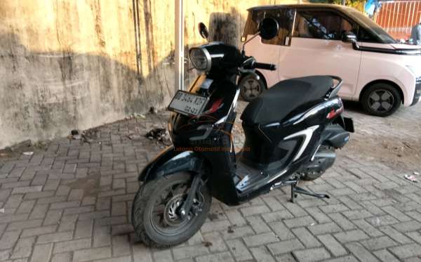 HONDA  STYLO
