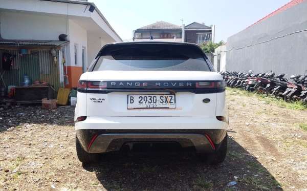 LAND ROVER RANGE ROVER VELAR 2.0 SE R DYNAMIC