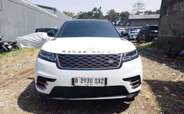 LAND ROVER RANGE ROVER VELAR 2.0 SE R DYNAMIC