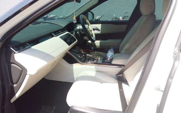 LAND ROVER RANGE ROVER VELAR 2.0 SE R DYNAMIC