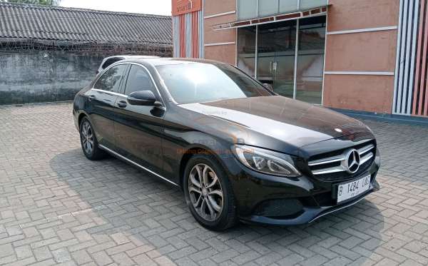 MERCEDES BENZ C 200