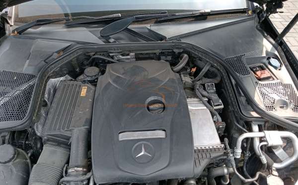 MERCEDES BENZ C 200