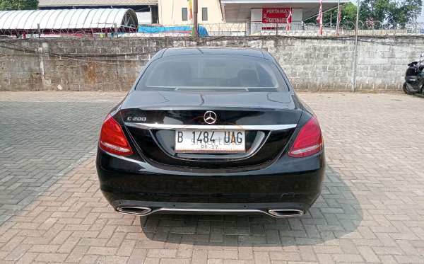 MERCEDES BENZ C 200