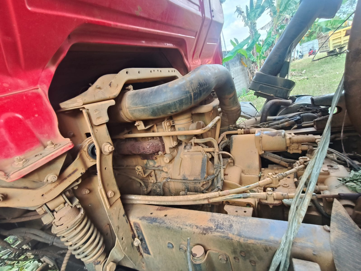 HONGYAN DUMP TRUCK CQ-3314 (8X4)