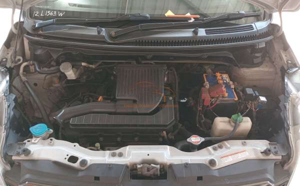 SUZUKI ERTIGA DX