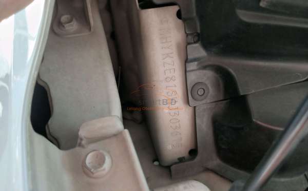 SUZUKI ERTIGA DX