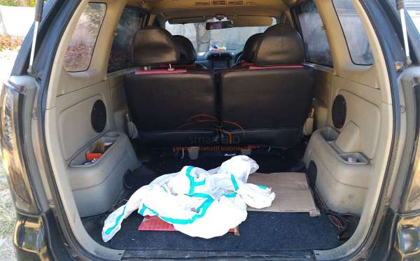 TOYOTA AVANZA