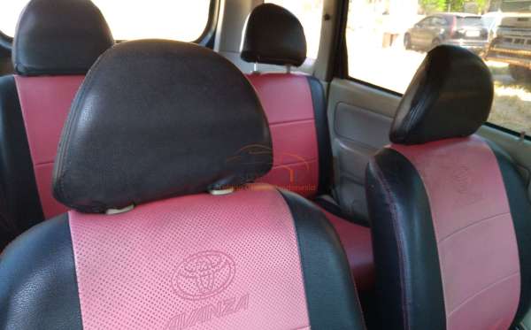 TOYOTA AVANZA