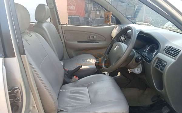 TOYOTA AVANZA