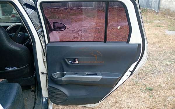 TOYOTA CALYA 1.2 G M/T