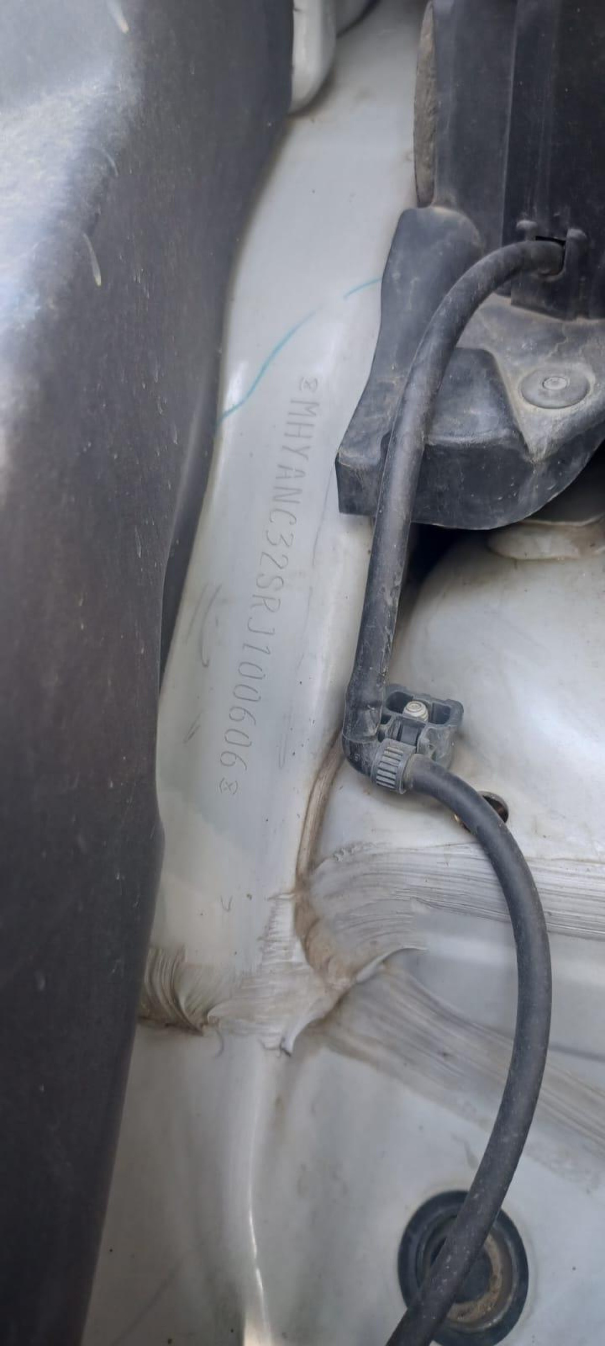 SUZUKI  XL7  HX
