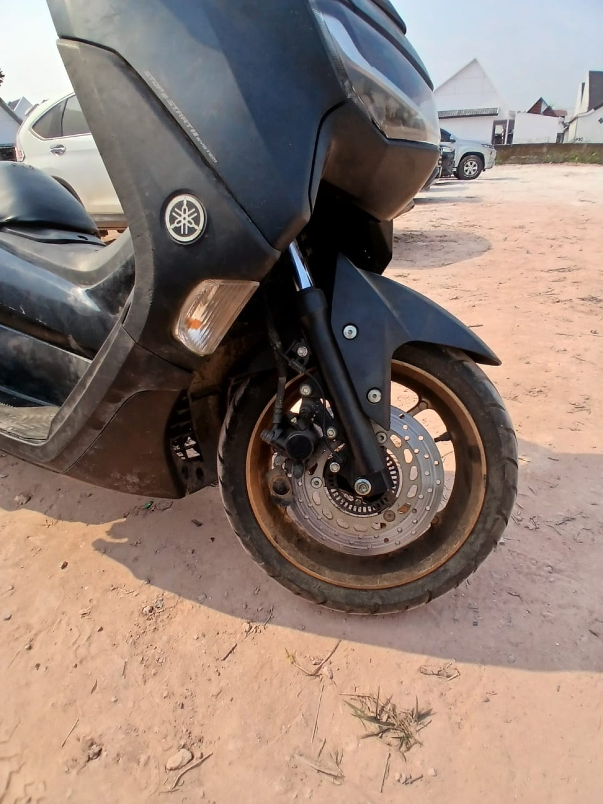 YAMAHA NMAX