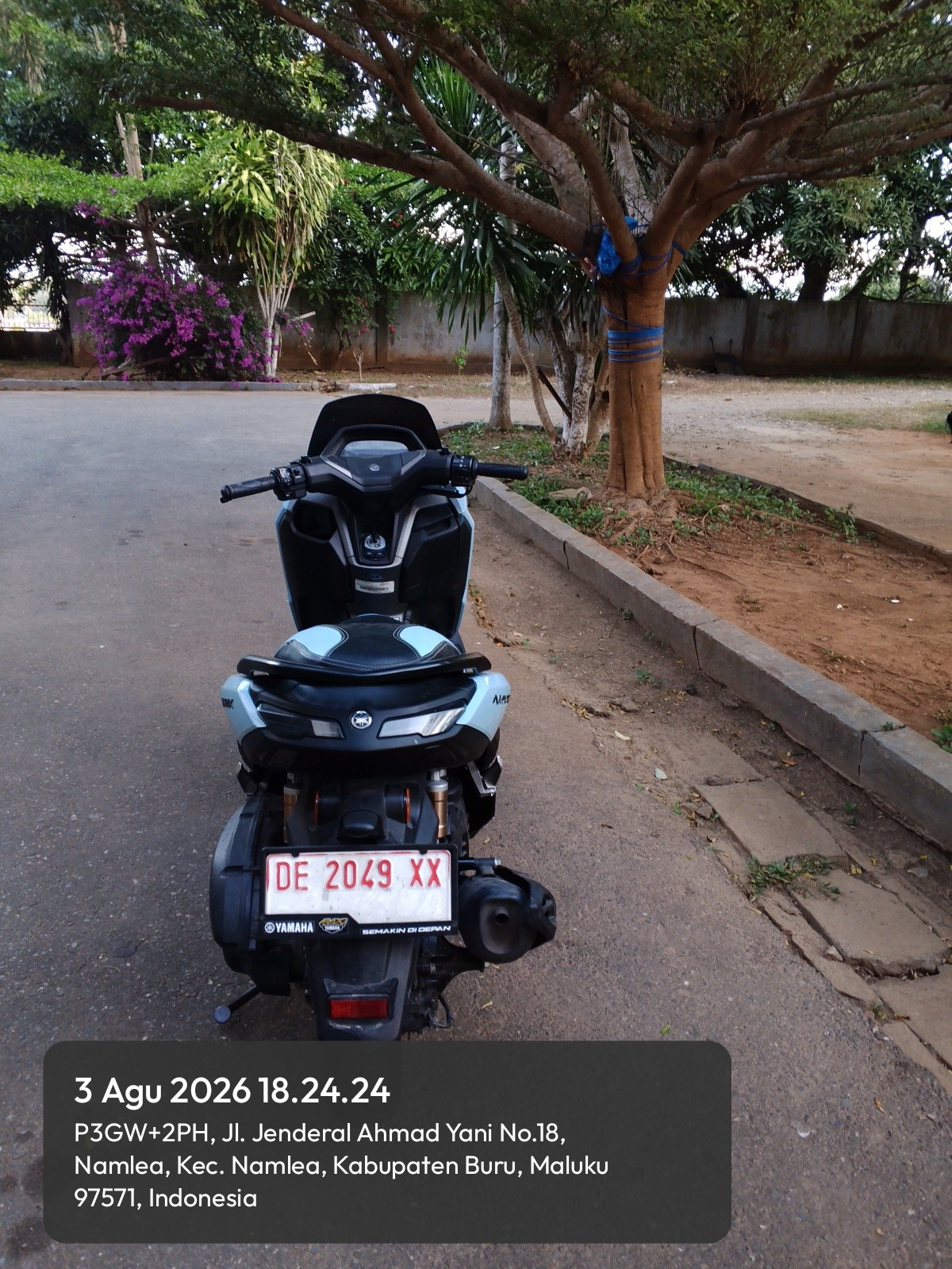 YAMAHA NMAX NEO