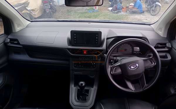 DAIHATSU XENIA 1.3 X