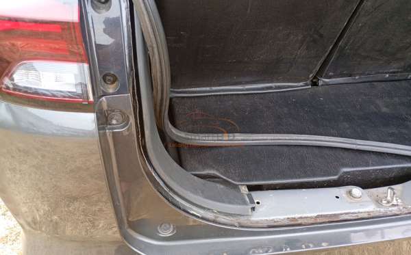DAIHATSU XENIA 1.3 X