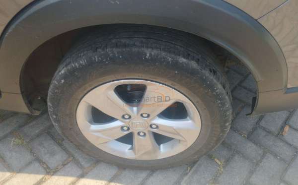 HONDA BR-V DG3 1.5 L E