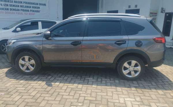 HONDA BR-V DG3 1.5 L E