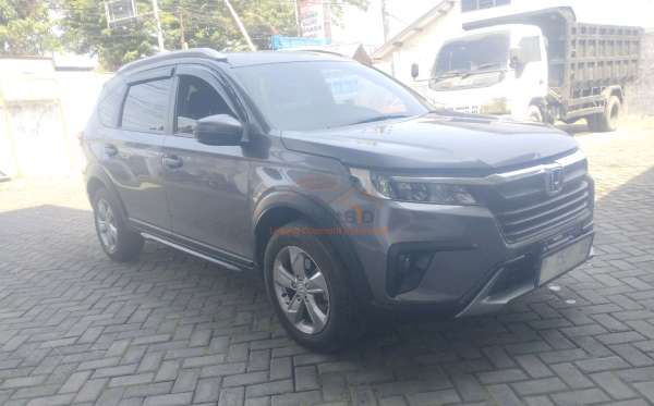 HONDA BR-V DG3 1.5 L E