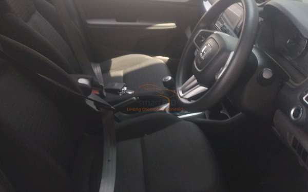 HONDA BR-V DG3 1.5 L E