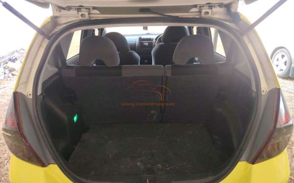 HONDA JAZZ GD3 1.5 IDSI AT