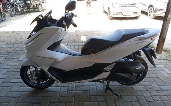 HONDA PCX 160