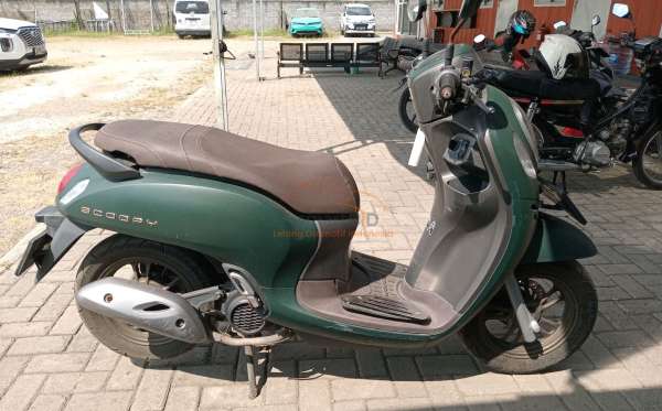 HONDA SCOOPY