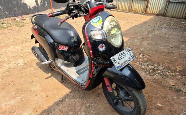 HONDA SCOOPY