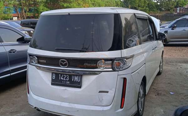 MAZDA BIANTE 2.0L 6 A/T