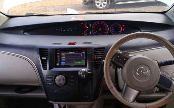 MAZDA BIANTE 2.0L 6 A/T